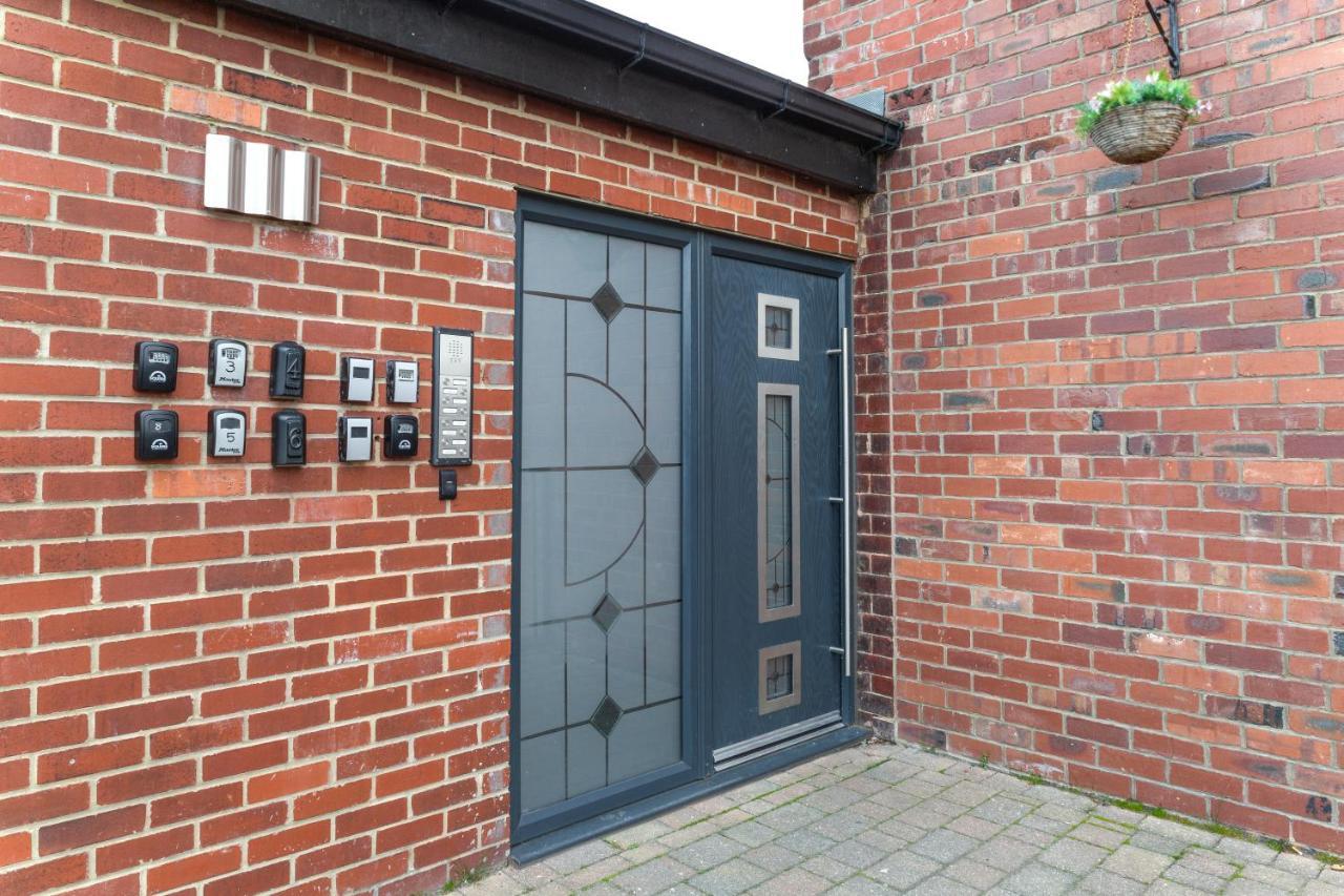 Modern Apartment Close To City Centre With Parking Leeds  Buitenkant foto